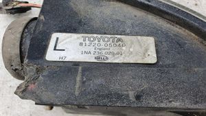 Toyota Avensis T220 Fendinebbia anteriore 8122005040