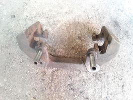 BMW X5 E70 Supporto della pinza del freno anteriore 7129