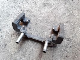 BMW 1 F20 F21 Supporto della pinza del freno anteriore 714627