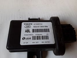 Volvo V70 Sterownik / Moduł świateł LCM 30782657AA