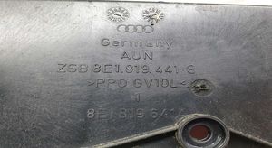 Audi A4 S4 B7 8E 8H Cornice micro filtro dell’aria abitacolo (parte) 8E1819441