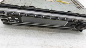 Toyota Avensis T220 Radio/CD/DVD/GPS-pääyksikkö 1230814352