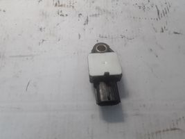 Mitsubishi Outlander Sensor impacto/accidente para activar Airbag 8651A001