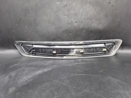 BMW 1 F20 F21 Rivestimento del sottoporta delle minigonne laterali 51477263311