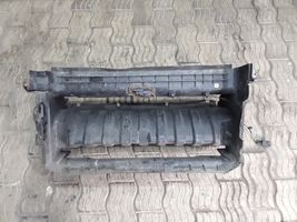 Land Rover Discovery 4 - LR4 Parte del condotto di aspirazione dell'aria DXJ500082P