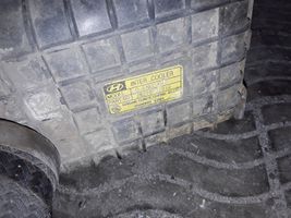 Hyundai Elantra Chłodnica powietrza doładowującego / Intercooler 2827027010