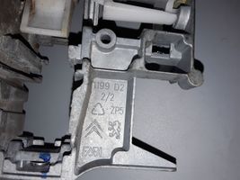 Citroen C4 Grand Picasso Support poignée extérieur de porte avant 1199D2