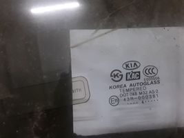 KIA Cerato Vitre de fenêtre porte avant (4 portes) 43R000381