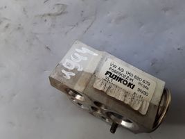 Volkswagen PASSAT B7 Valvola ad espansione dell’aria condizionata (A/C) 1K0820679