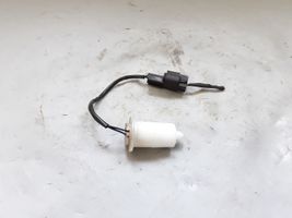 KIA Sorento Windshield washer fluid level sensor 