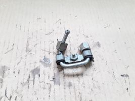 Jaguar S-Type Fuel injector supply line/pipe 