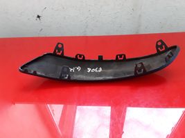 Peugeot 308 Moulure de pare-chocs avant 9680442877