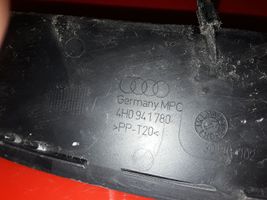 Audi A8 S8 D4 4H Aizmugurējā luktura dekoratīvā apdare 4H0941780