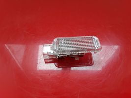 Audi A8 S8 D4 4H Luce vano portaoggetti 4B0947415