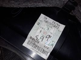 Lexus RX 300 Etuoven verhoilu 1B01070283