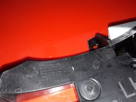 Nissan Qashqai Klamka/wspornik zewnętrzny drzwi przednich 8061121133