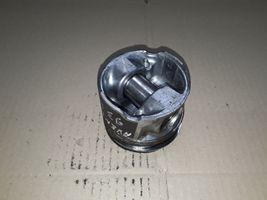 Toyota Avensis T250 Piston W101