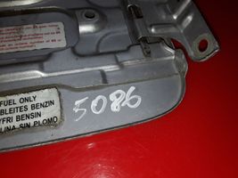 Subaru Justy Bouchon, volet de trappe de réservoir à carburant 