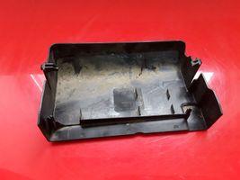 Volvo V40 Coperchio/tappo della scatola vassoio della batteria 31328974