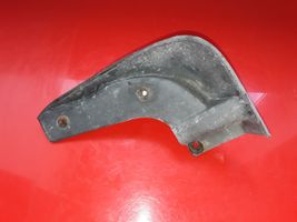 Hyundai Trajet Guardabarro delantero 868313A000