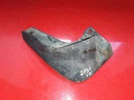 Hyundai Trajet Guardabarro delantero 868313A000