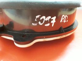 Seat Exeo (3R) Etuoven kaiutin 8E0035411