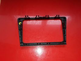 Seat Toledo IV (NH) Radio/GPS head unit trim 5JA858415