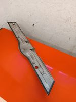 Toyota Verso-S Takaluukun rekisterikilven valon palkki 7680152200