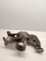 KIA Sorento Soporte del alternador 