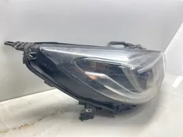 Opel Astra K Lampa przednia 39081895