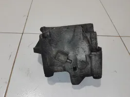 Ford S-MAX Staffa/supporto di montaggio del filtro carburante NOCODE