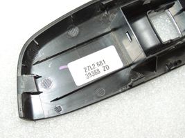 Toyota Yaris XP210 Interrupteur commade lève-vitre 74231K0080