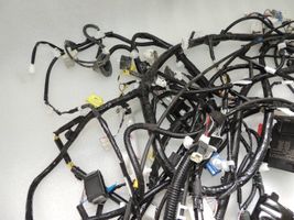 Toyota Yaris XP210 Mazo de cables interior derecho 82161K0A40