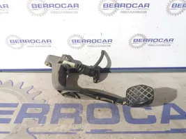 Volkswagen PASSAT B5 Clutch pedal 8D1721316G