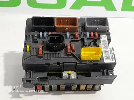 Citroen C4 I Sulakemoduuli 9636079380