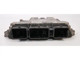 Nissan Interstar Calculateur moteur ECU 0281011940