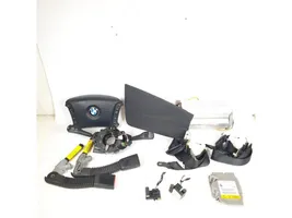 BMW X3 E83 Oro pagalvių komplektas su panele 0285001870