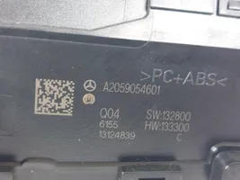 Mercedes-Benz C AMG W205 Panel / Radioodtwarzacz CD/DVD/GPS A2059054601