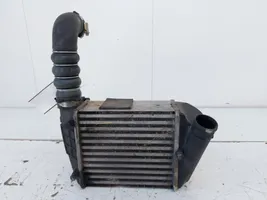 Audi A4 S4 B7 8E 8H Chłodnica powietrza doładowującego / Intercooler 8E0145806L