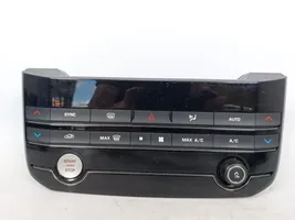 Jaguar XE Unità principale autoradio/CD/DVD/GPS HX6318K812BB