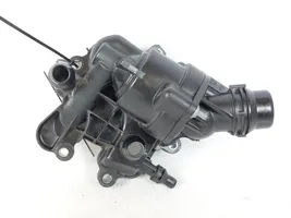 BMW X4 G02 Boîtier de thermostat / thermostat 8581627