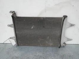 Volkswagen Polo IV 9N3 Radiatore di raffreddamento A/C (condensatore) 6Q0820411K