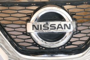 Nissan X-Trail T32 Front grill 623105HA0A