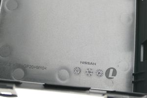 Nissan X-Trail T32 Fuse box cover 