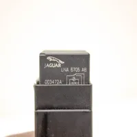 Jaguar XK8 - XKR Autres relais LNA6705AB