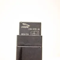 Jaguar XK8 - XKR Other relay LNA6705AB