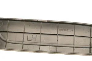 Toyota Camry VIII XV70  Takaoven kynnyksen suojalista 6791606120LH