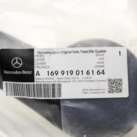 Mercedes-Benz A W169 Cornice di rivestimento della regolazione del sedile della portiera anteriore A169919016164