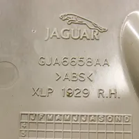 Jaguar XK8 - XKR Kojelaudan sivupäätyverhoilu GJA6658AA