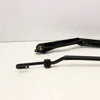 Jaguar XK8 - XKR Windshield/front glass wiper blade GJA8955EC